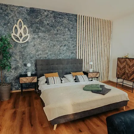 Apartman J&j 3 *